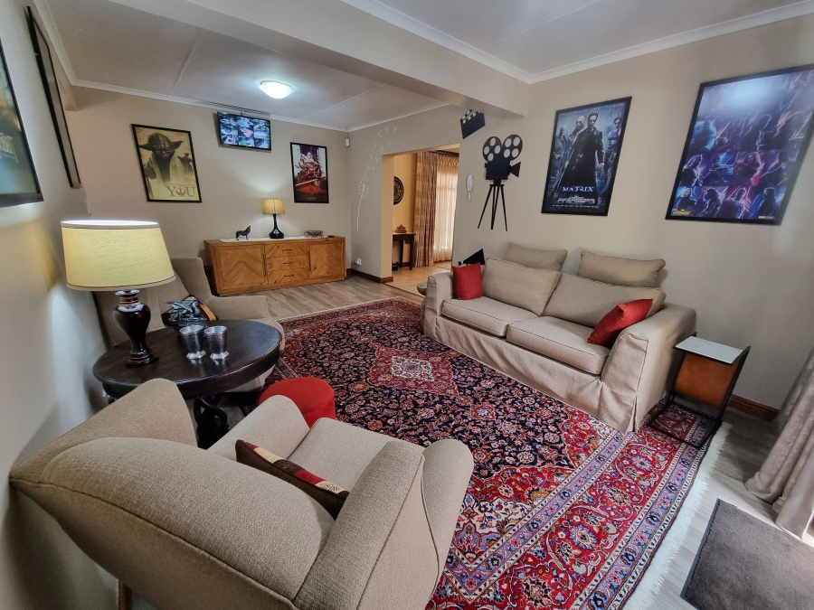 4 Bedroom Property for Sale in Safari Gardens North West